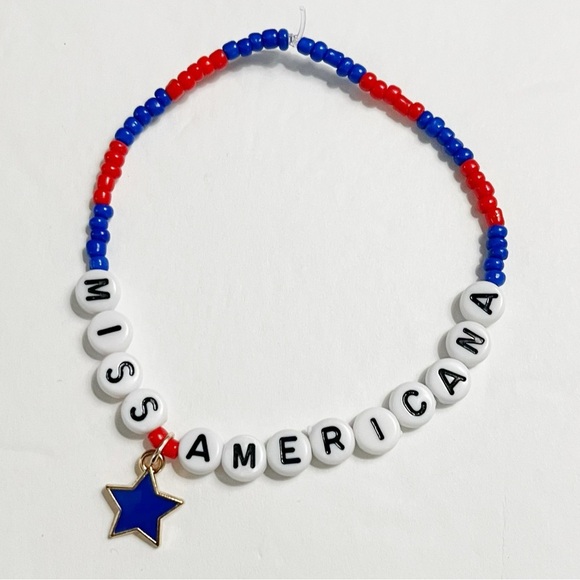Taylor Swift Eras Tour Friendship Bracelet Lover Miss Americana - Picture 1 of 1